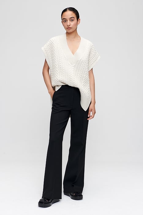 CLAUDE SLEEVELESS TOP CHALK 2