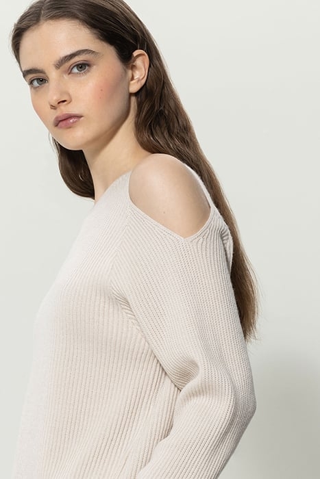 WOOL BLEND CUT-OUT SWEATER CREAM 6