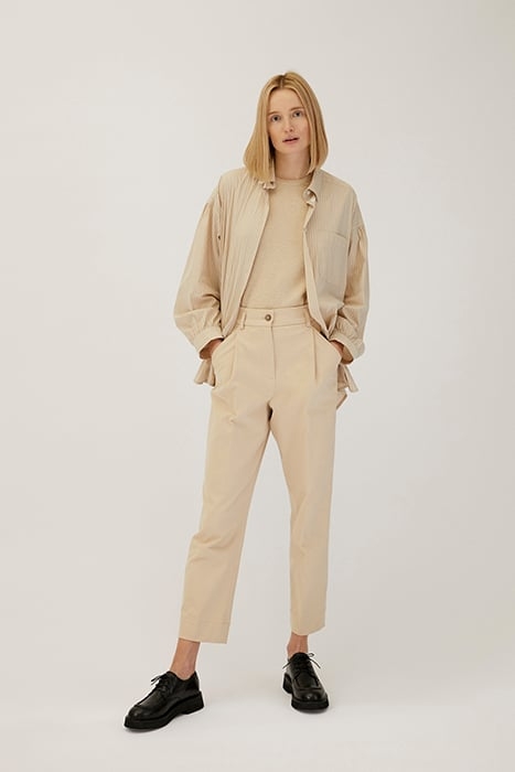 ARTIST BLOUSE CHALK 1