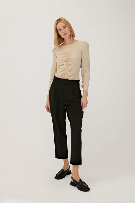 GATHERED TOP CHALK 1