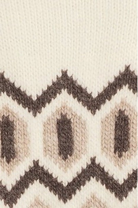 CHUNKY GRAPHIC WOOL CROPPED O-NECK EGRET 5