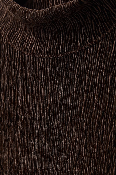 VELVET MOCKNECK HOT FUDGE 6