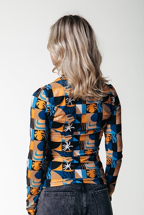 NEYO SMALL SCENERY PEACHED TURTLENECK TOP TANGERINE 2