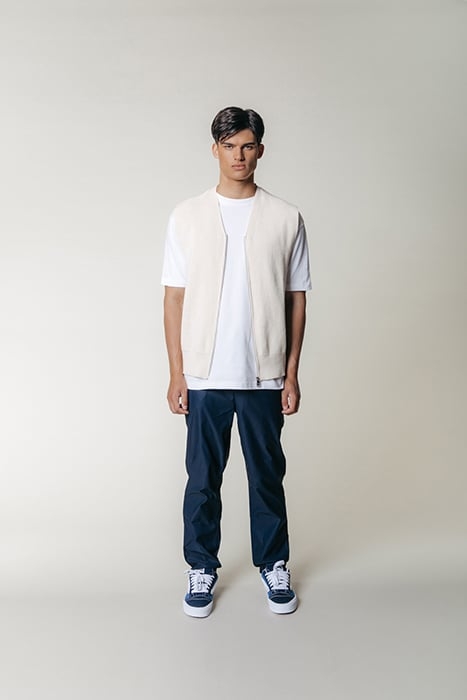 RILEY KNITTED ZIP VEST OFF WHITE 3