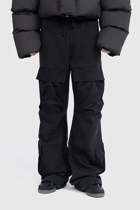 ENTIRE STUDIOS – UTILITY SWEATS SOOT 1