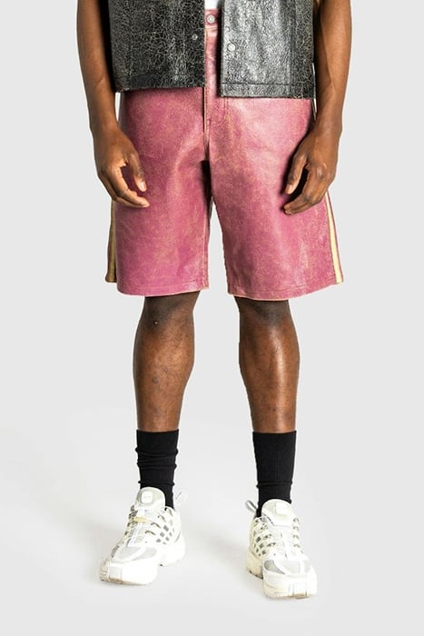 GUESS USA – CRACKLE LEATHER SHORT DISTRESSED DAMSON MULTI 1