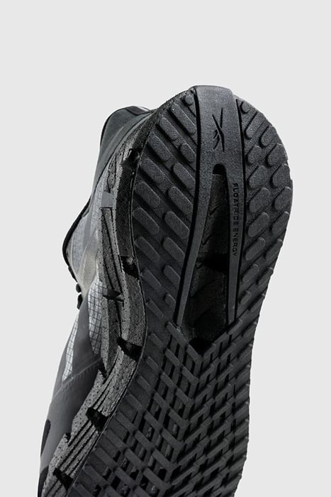 REEBOK LTD – FLOATZIG BLACK 5