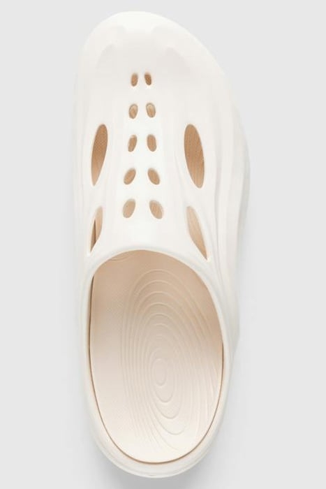 HOKA – ORA RECOVERY MULE VANILLA 4