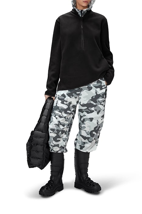 UNISEX FLEECE PULLOVER T1 BLACK 4