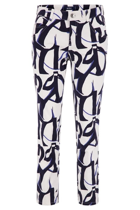 ZURI688-645181 MARINE 1