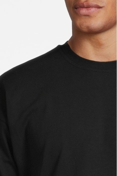 OVERSIZED TEE BLACK 4