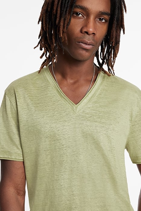 WOOSTER SLIM FIT SS LINEN V-NECK PISTACHIO 3