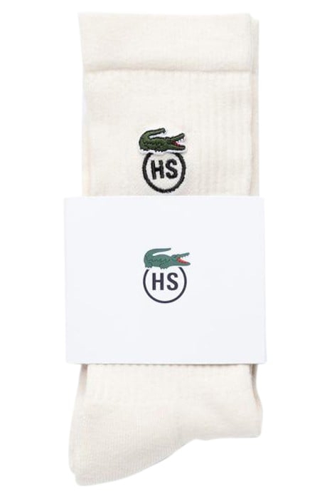 LACOSTE X HIGHSNOBIETY – LOGO SOCKS EGGSHELL 1