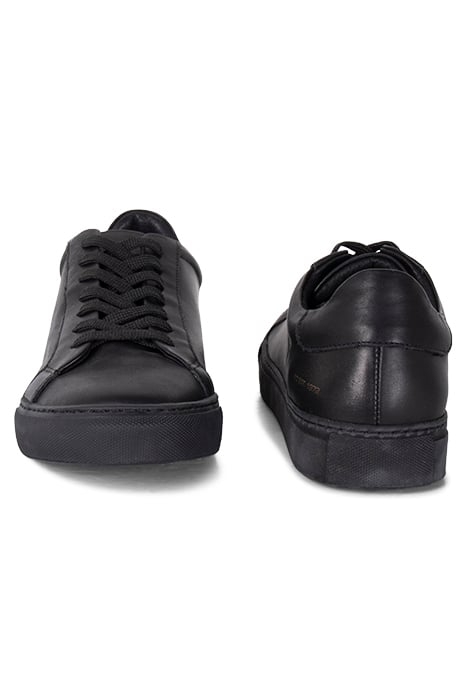 LARS LOGO TRAINER BLACK 2