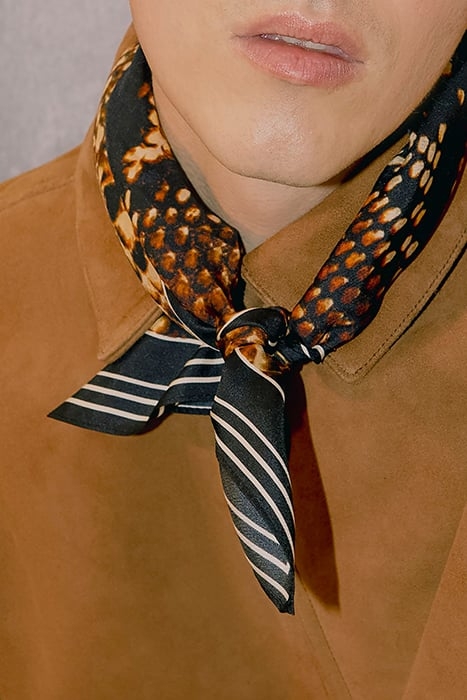 PURE EDITION – BLACK SILK PYTHON-LOOK SCARF 2