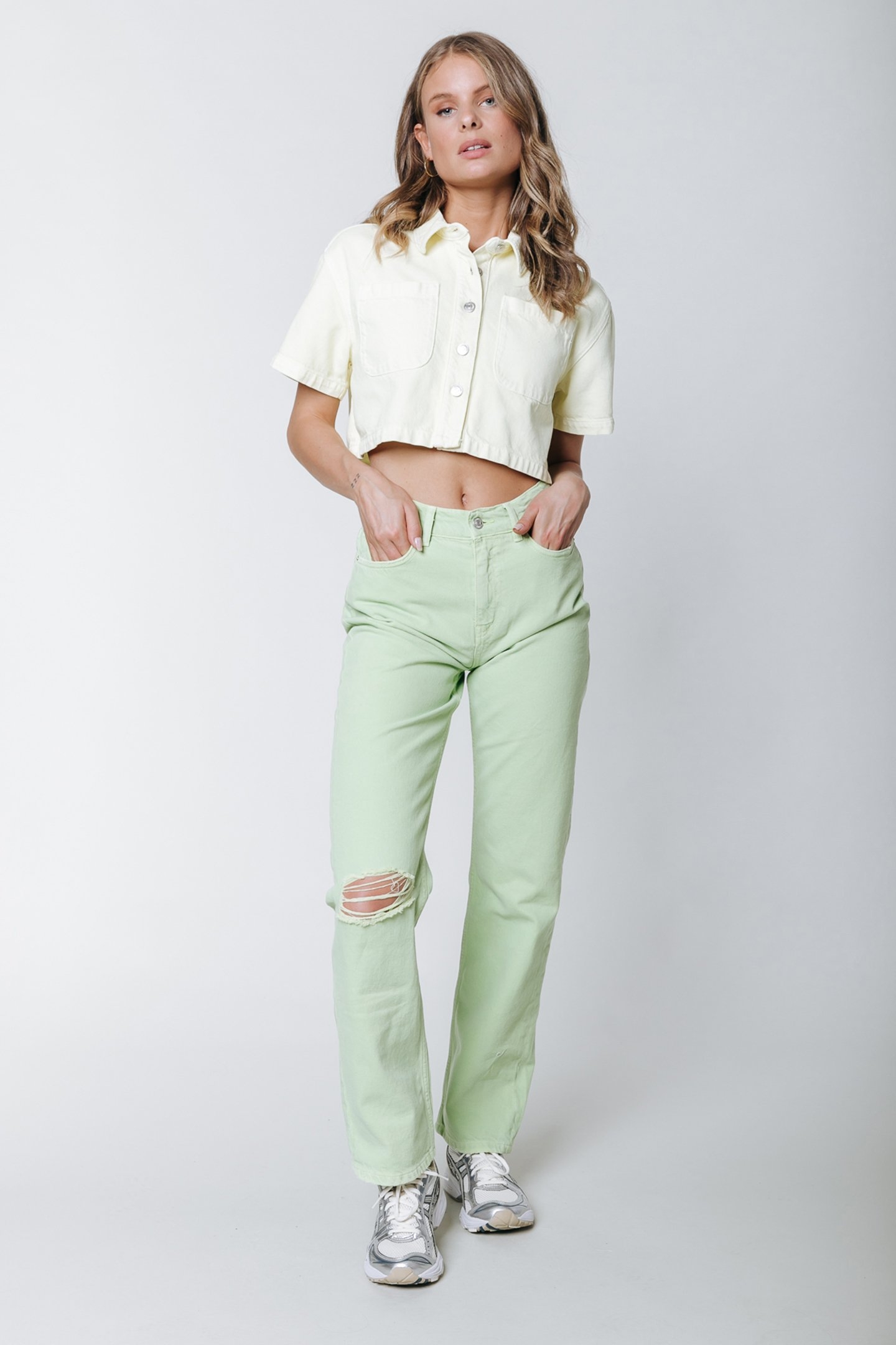 JONES MID RISE STRAIGHT LEG PANTS BRIGHT GREEN 1