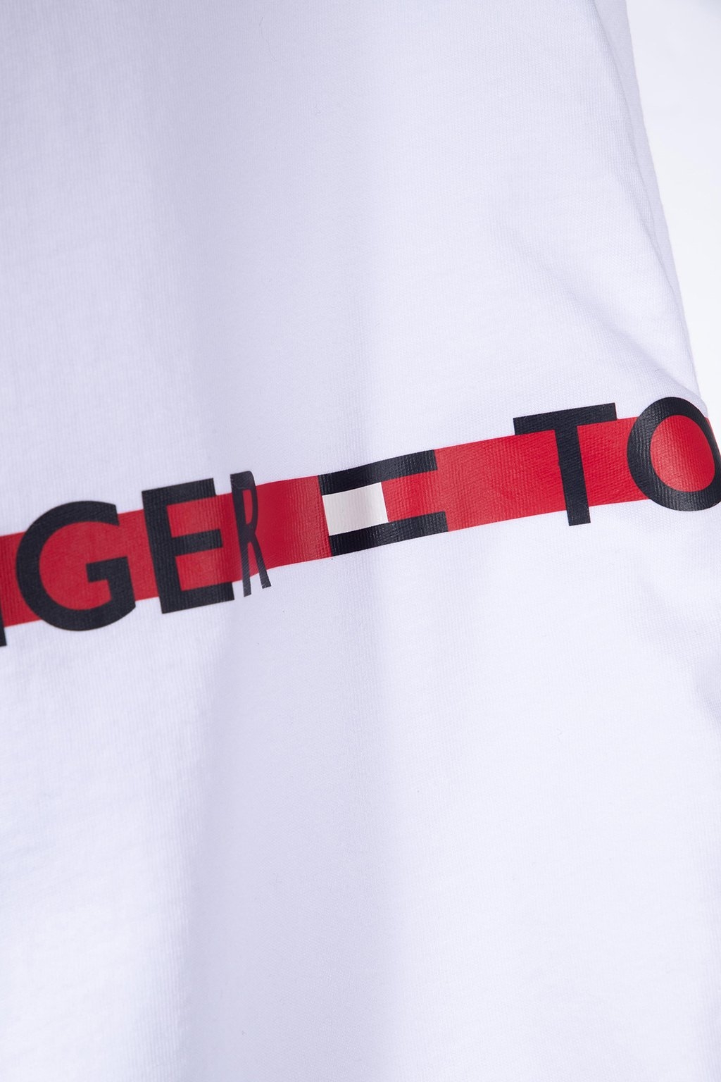 CN SS TEE LOGO SLIM FIT SHORT SLEEVE T-SHIRT WHITE 4