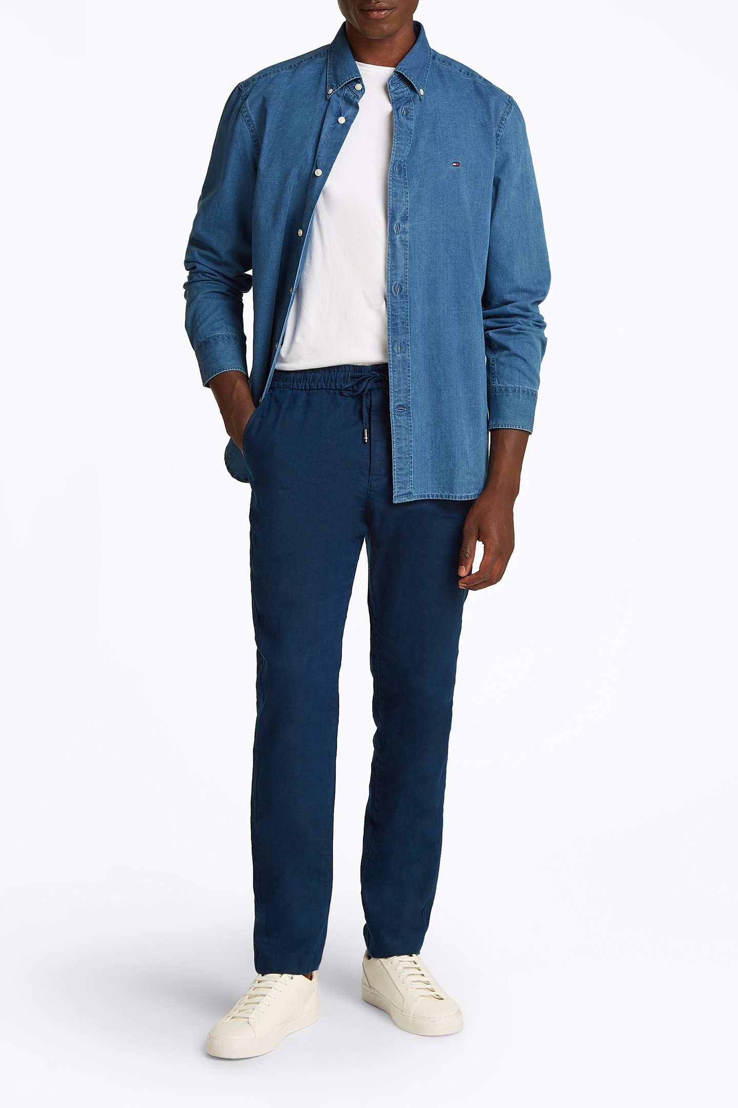 REGULAR FIT LONG SLEEVE BUTTON DOWN SHIRT LIGHT BLUE 2