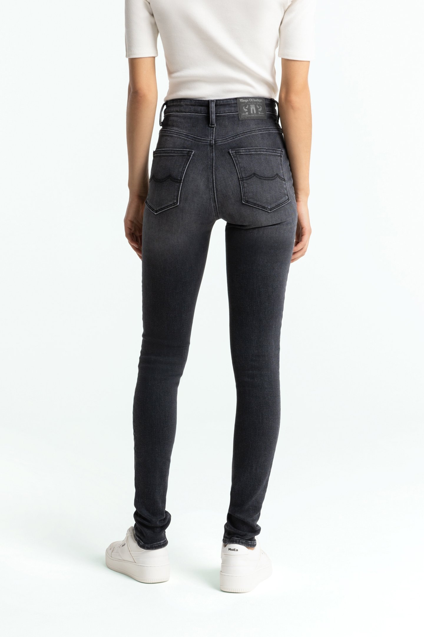 CHRISTINA HIGH ROVER VINTAGE BLACK 2