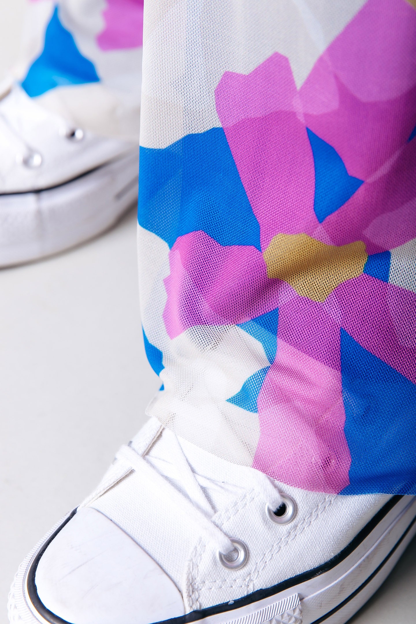 BIG FLOWER MESH EXTRA FLARE PANTS MULTICOLOR 3