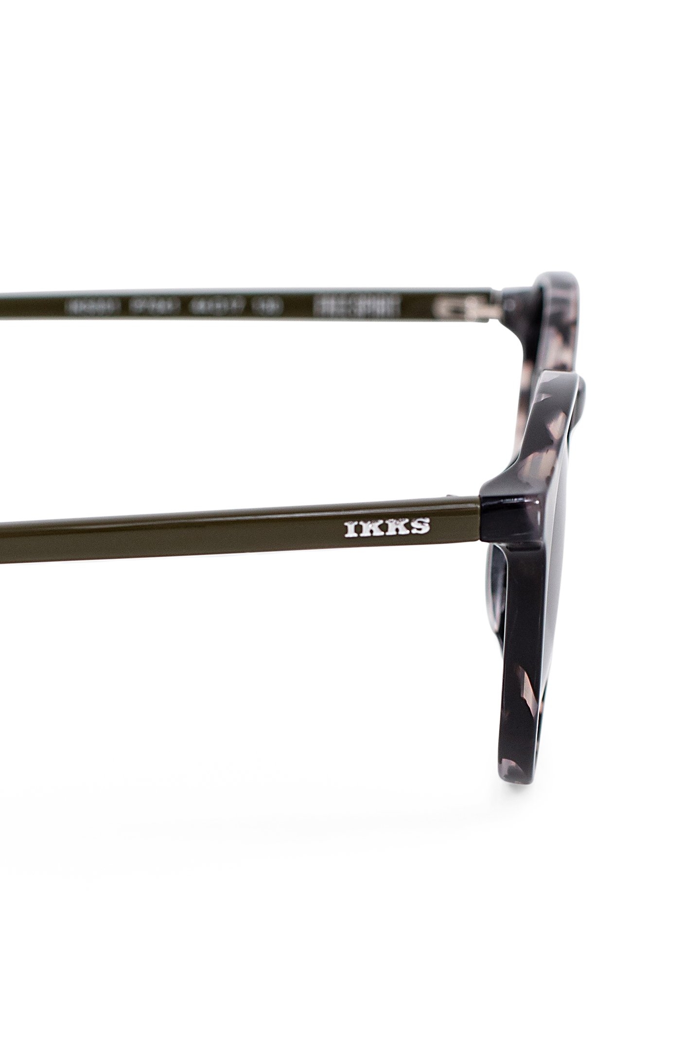 BLACK TORTOISESHELL SUNGLASSES WITH KHAKI TEMPLES, MIXED 5