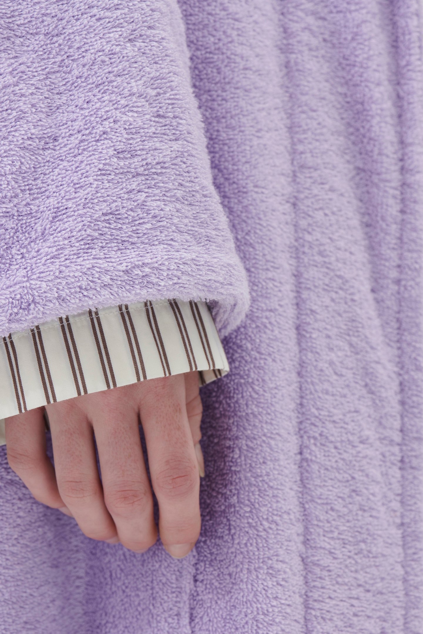 UNISEX HOODED BATHROBE LAVENDER 2