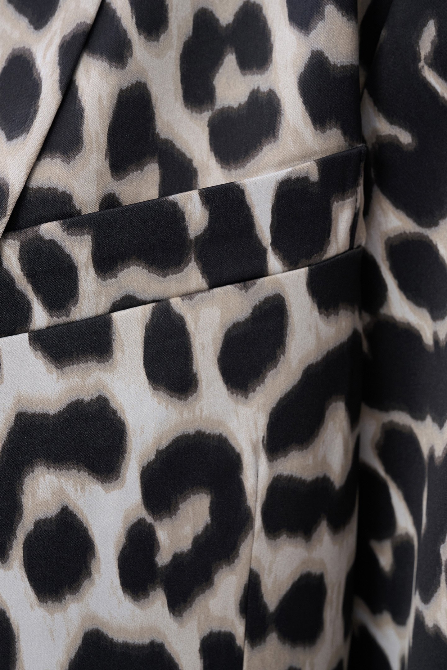 LA-SBBIG LEOPARD BLAZER GREY 7