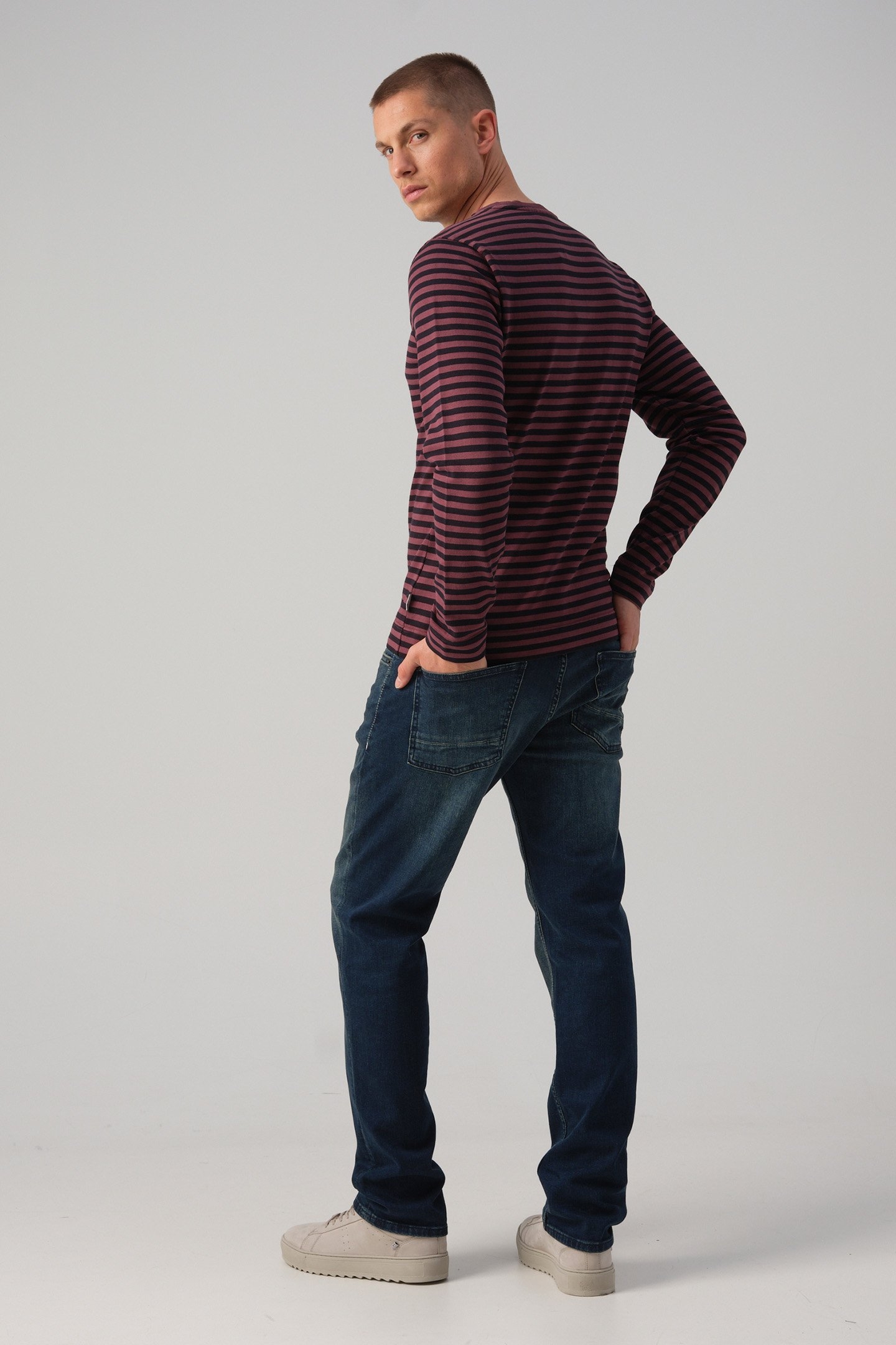 JIMMY DARK BLUE JEANS BEACON BLUE 3