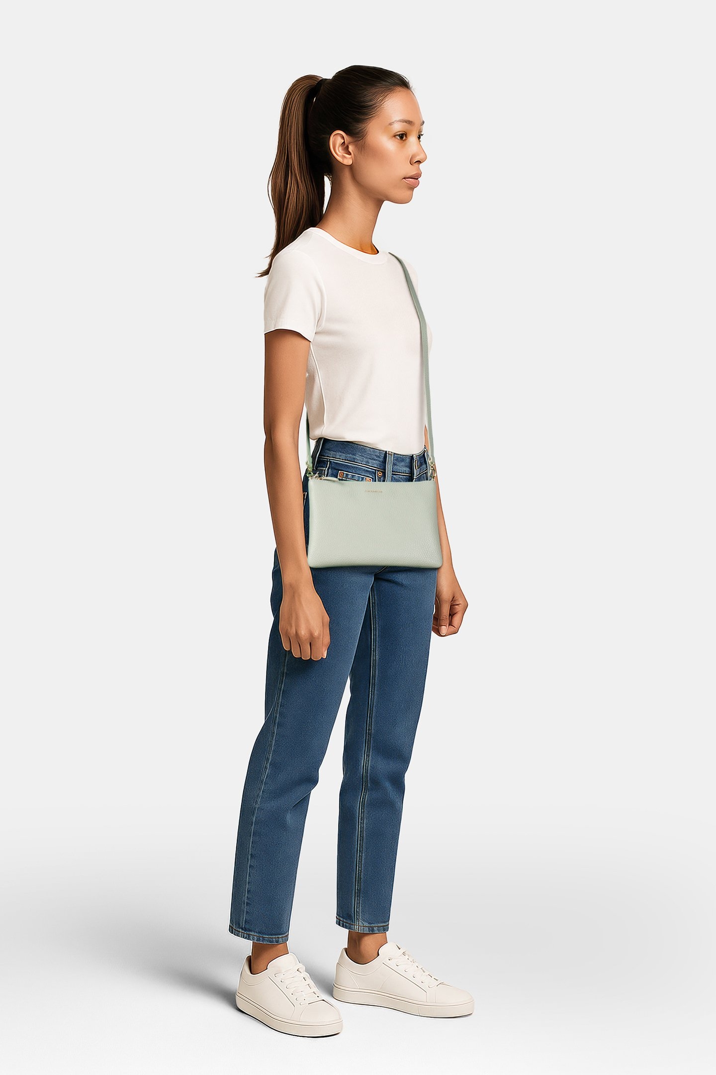 CROSS BODY BAG IN LEATHER 1