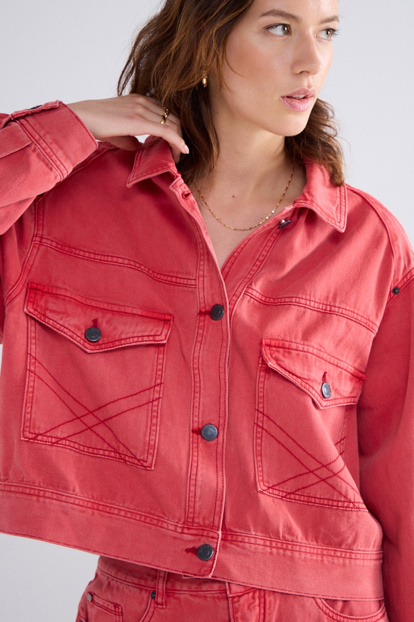 BOXY DENIM JACKET COLOURED DENIM REDS 7
