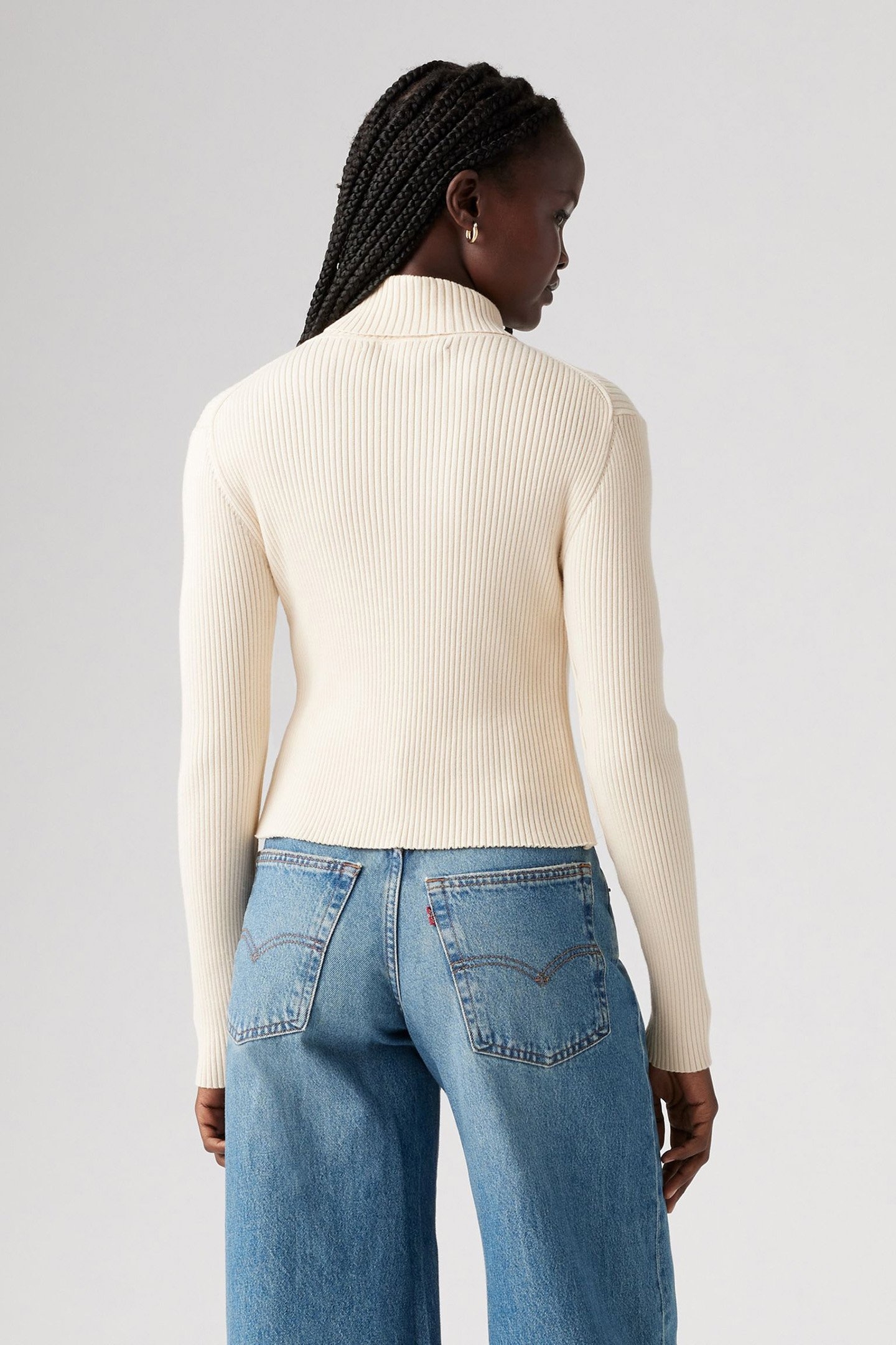 TULIP TURTLENECK WHITE SWAN 2