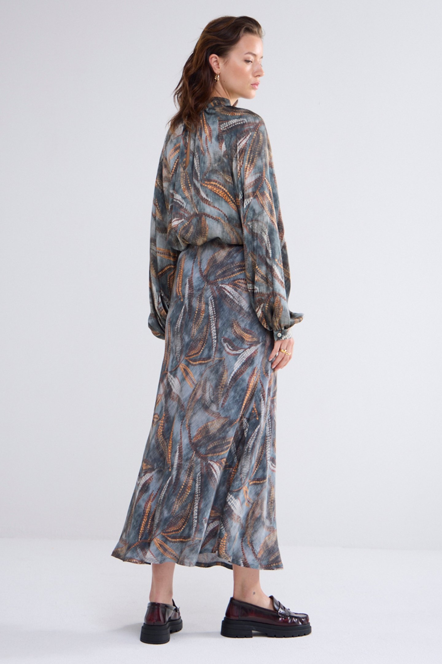 SKIRT DOTTED LEAFS GREYS 3