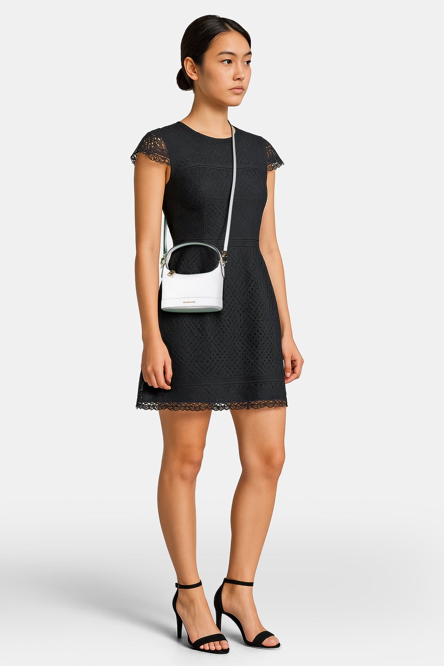 SMALL CROSSBODY BUCKET BAG IN WHITE 3