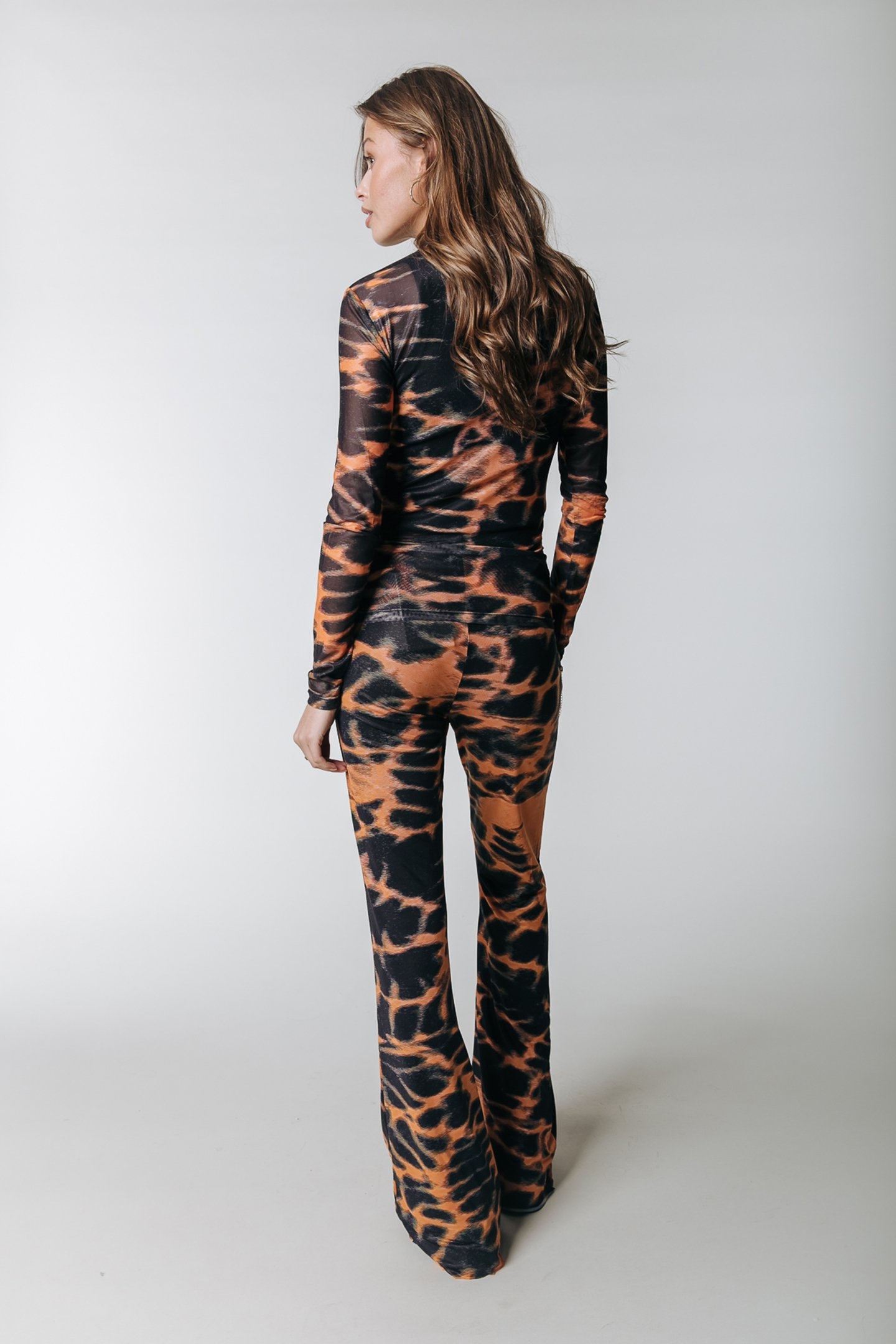 ANIMAL MESH EXTRA FLARE PANTS MANDARIN ORANGE 2