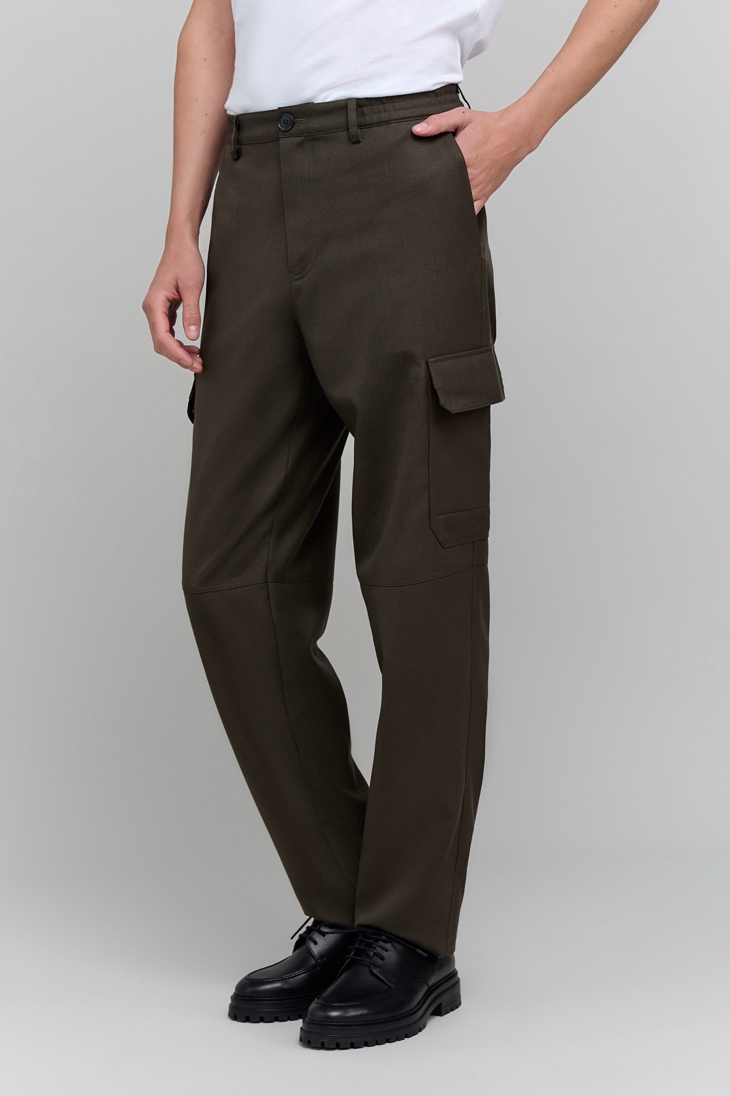 BATTLE DARK KHAKI TROUSERS 4