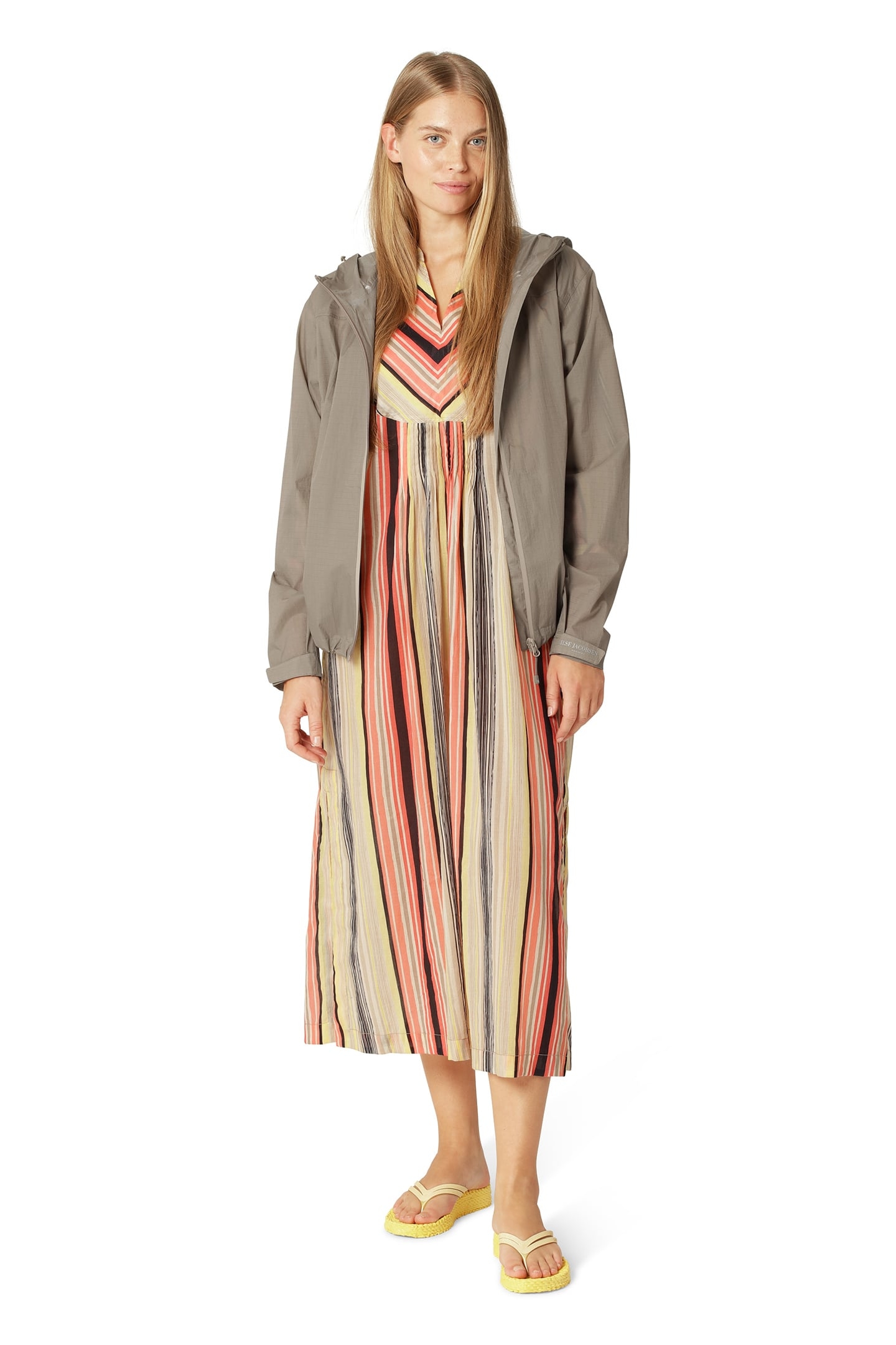 LIGHTRAIN05 GREIGE 3