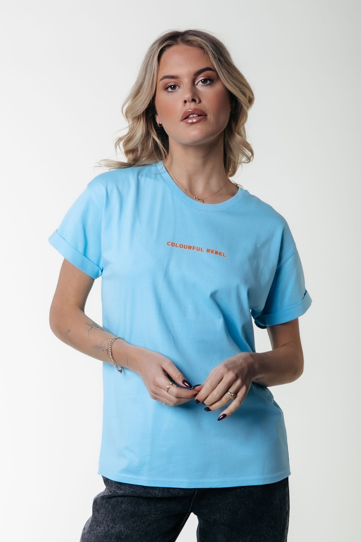 UNI LOGO BOXY TEE LIGHT BLUE 1