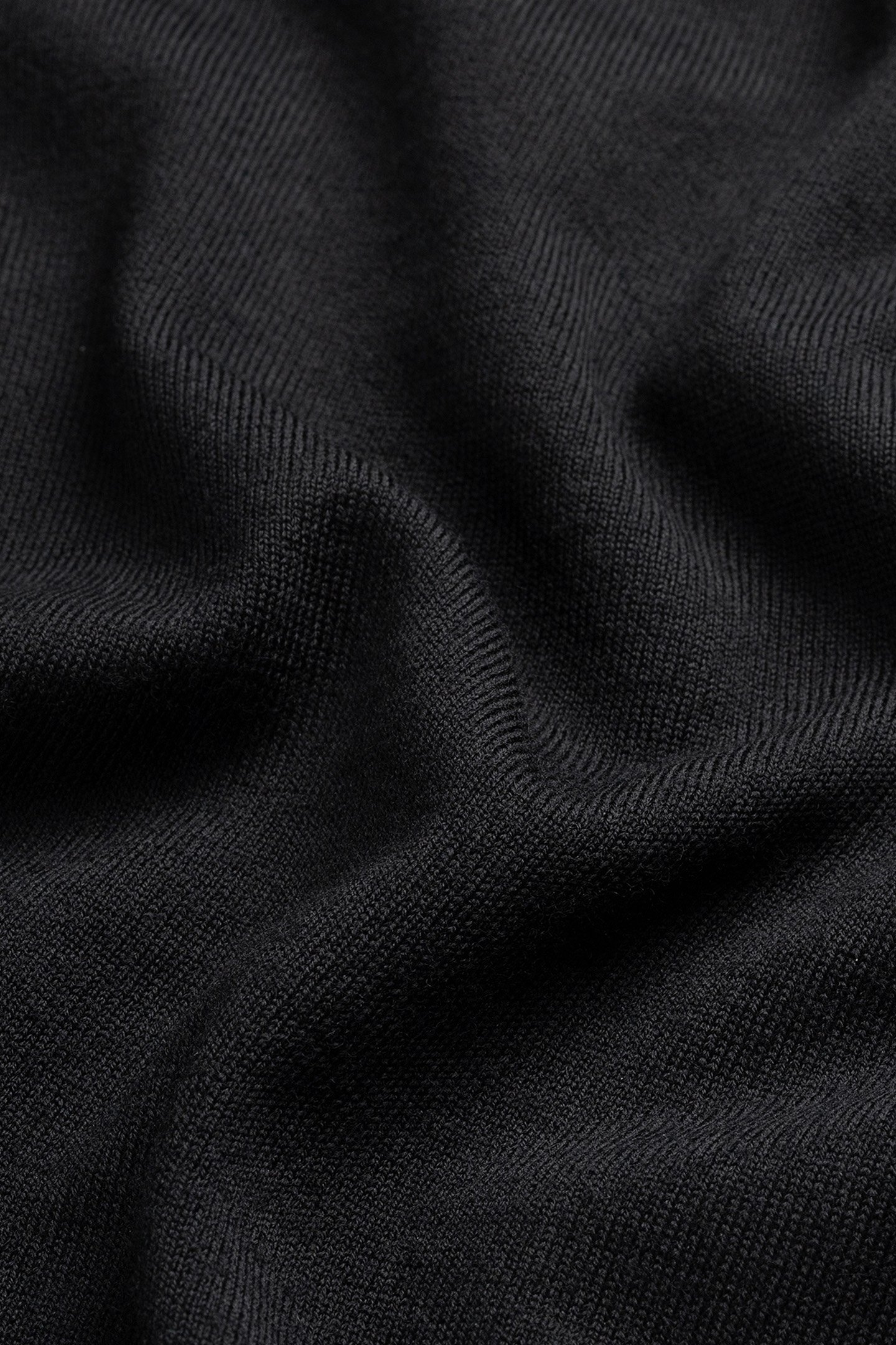CREW NECK 100% MERINO BASALT BLACK 7