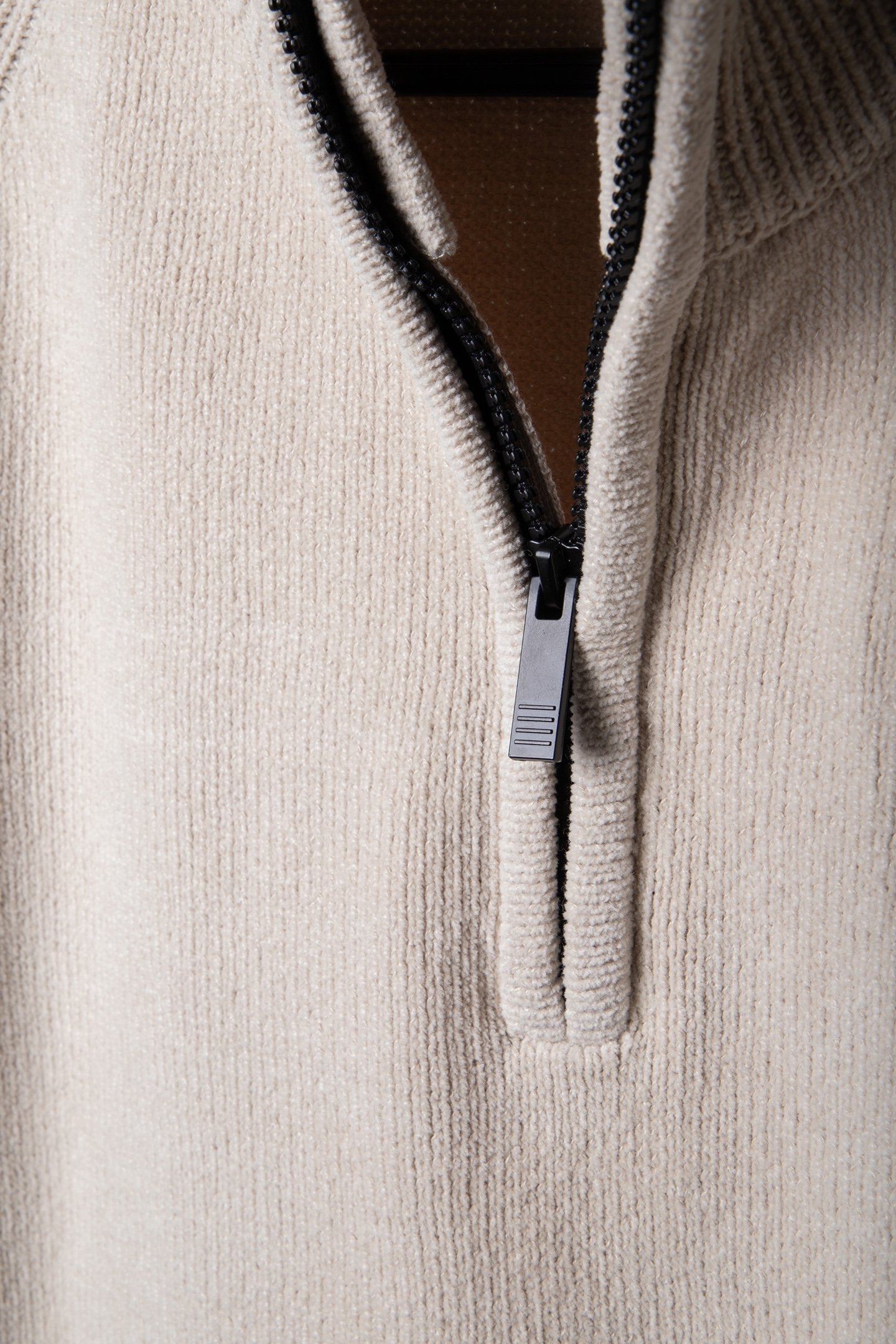 PULLOVER HALF ZIPPER CHENILLE CEMENT 4