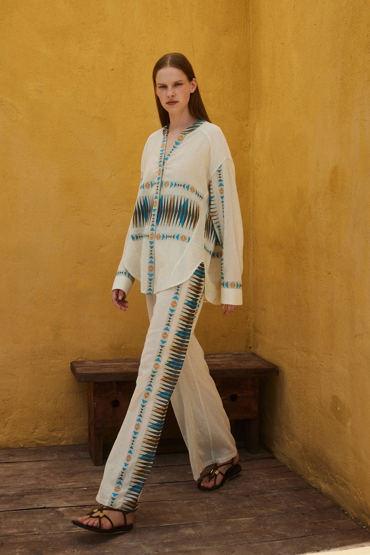 ILUMA TROUSER BLUE-CAMEL 3