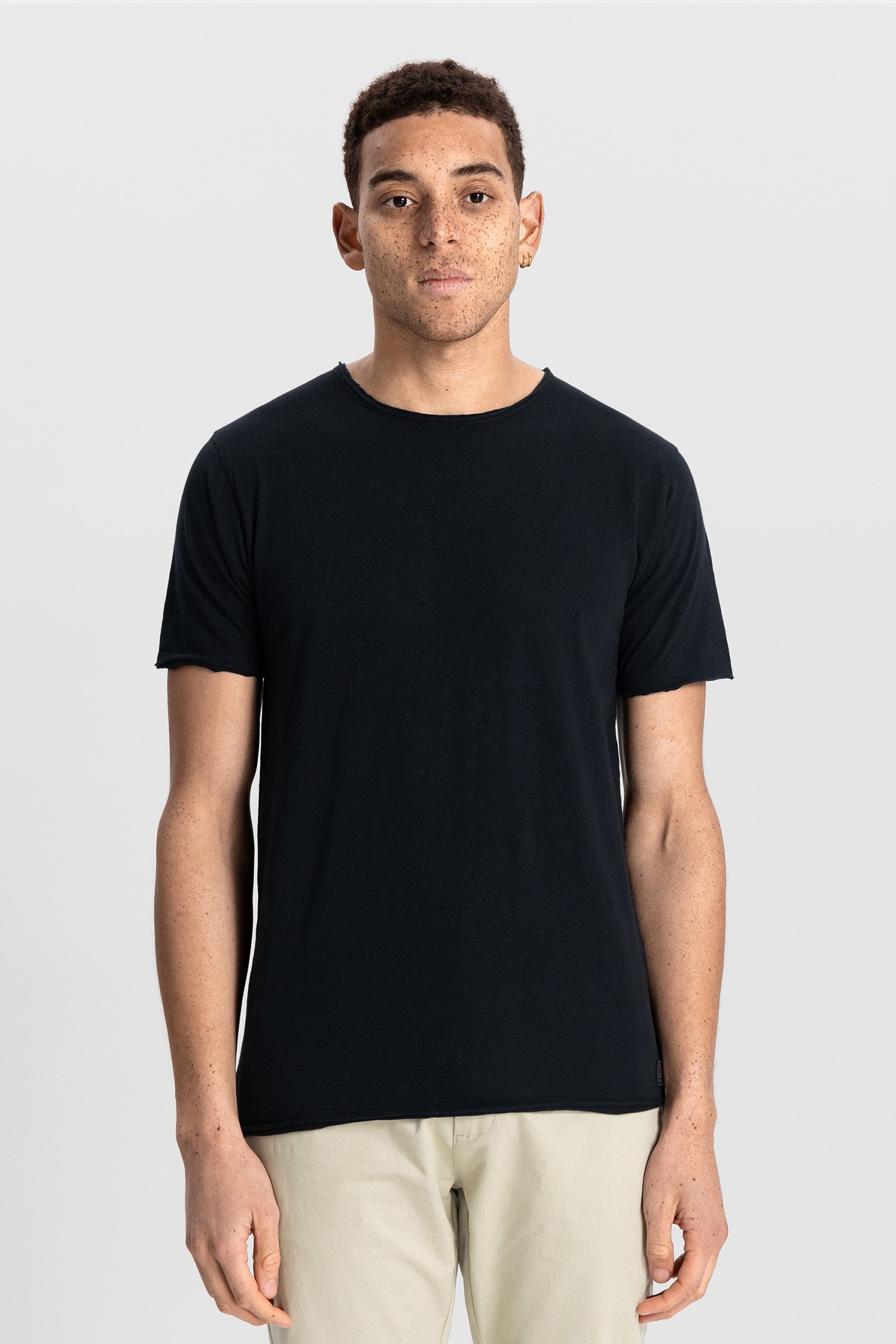 DS_MC QUEEN TEE BLACK 1