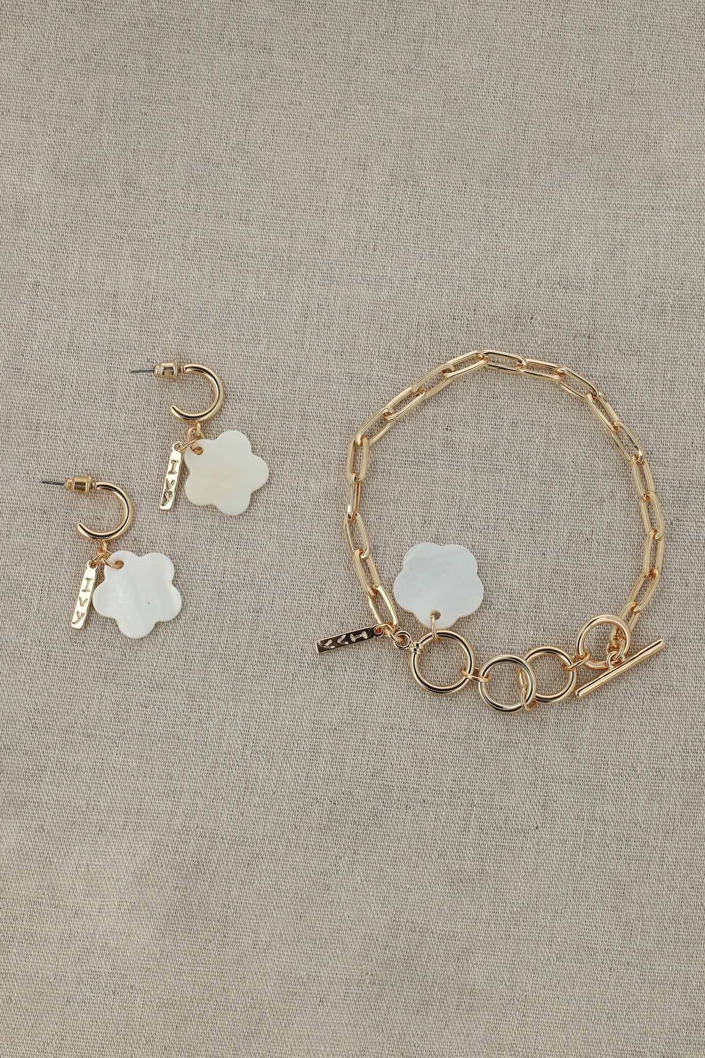 FLOWER SHELL BRACELET 3