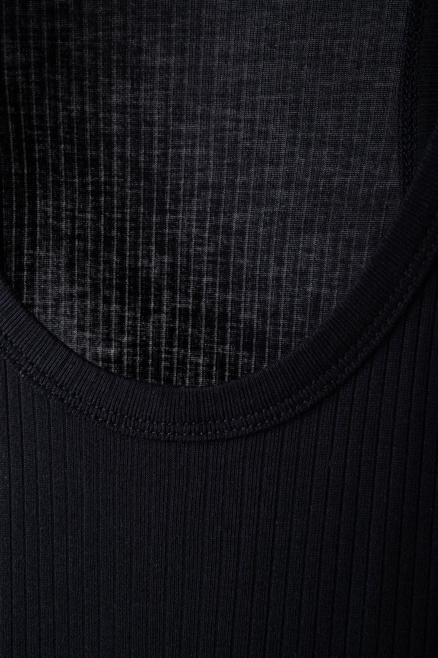 KAIS TANK TOP BLACK 4