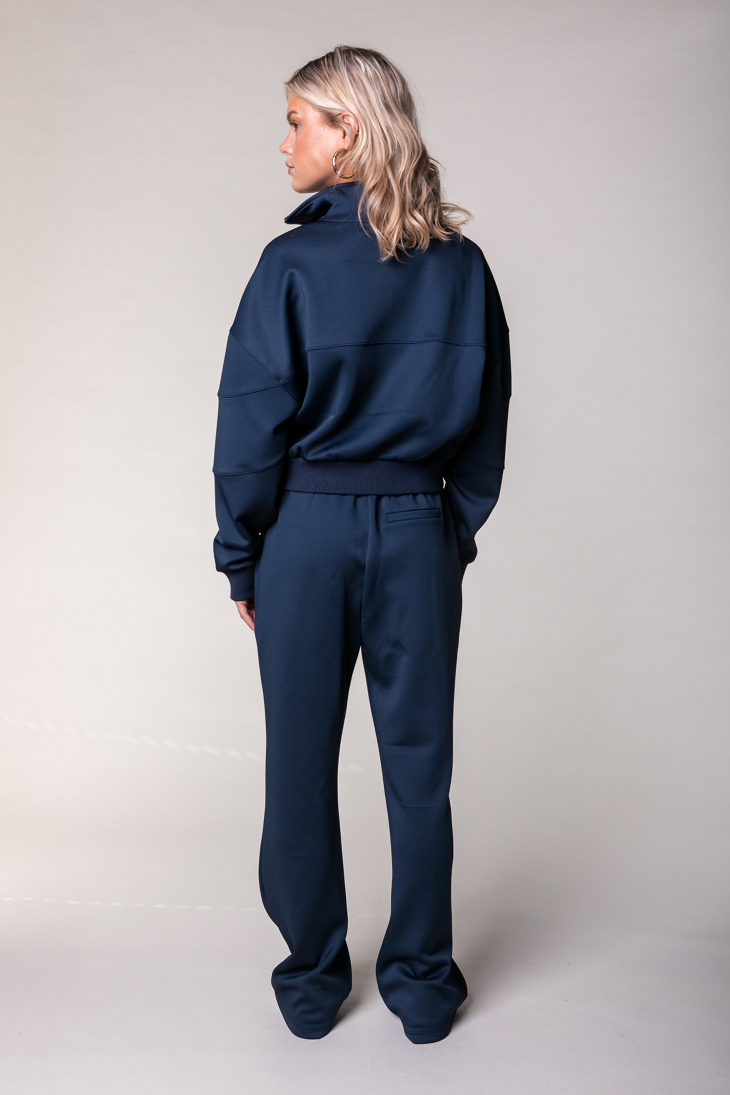 JIBY PINTUCK STRAIGHT PANTS DARK BLUE 2