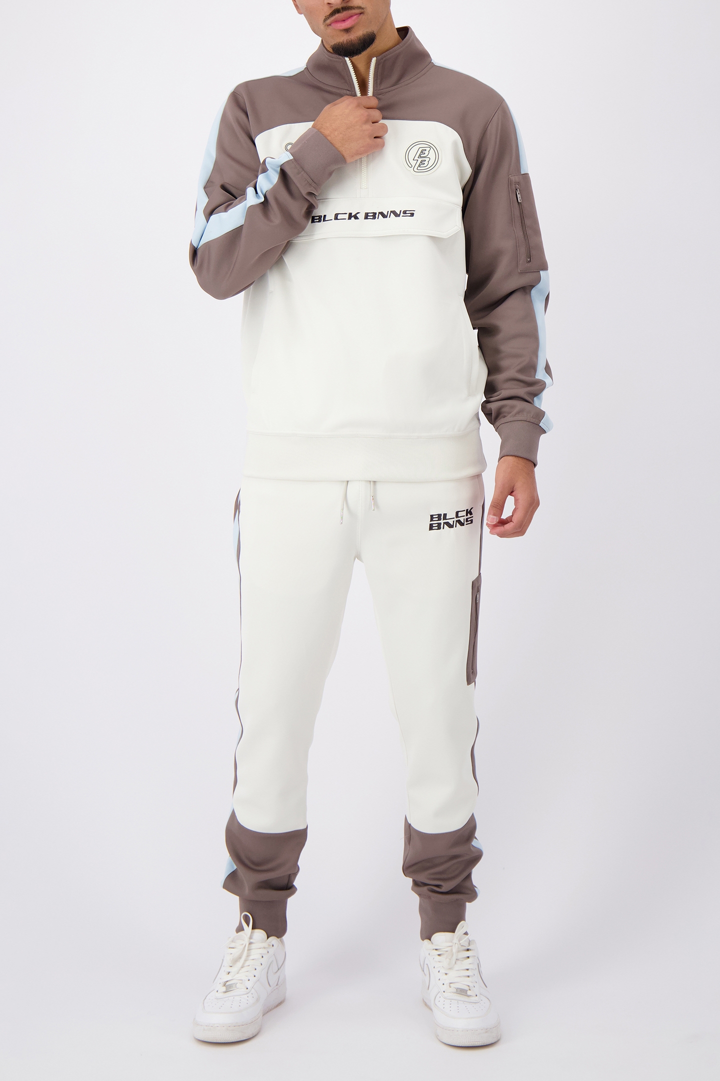 RUMBLE TRACKPANTS BEIGE 2