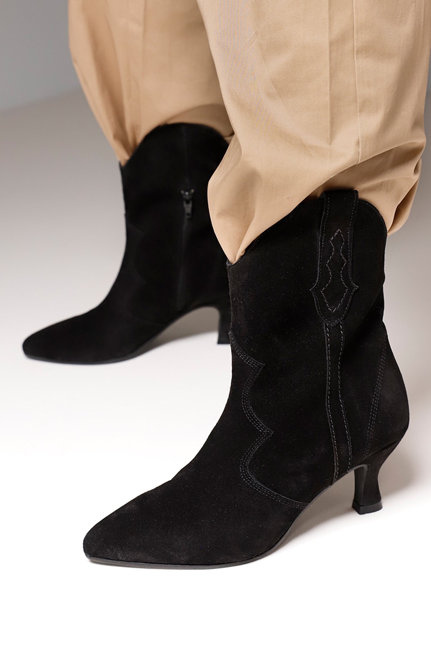 NOELLE RYDER BLACK 2