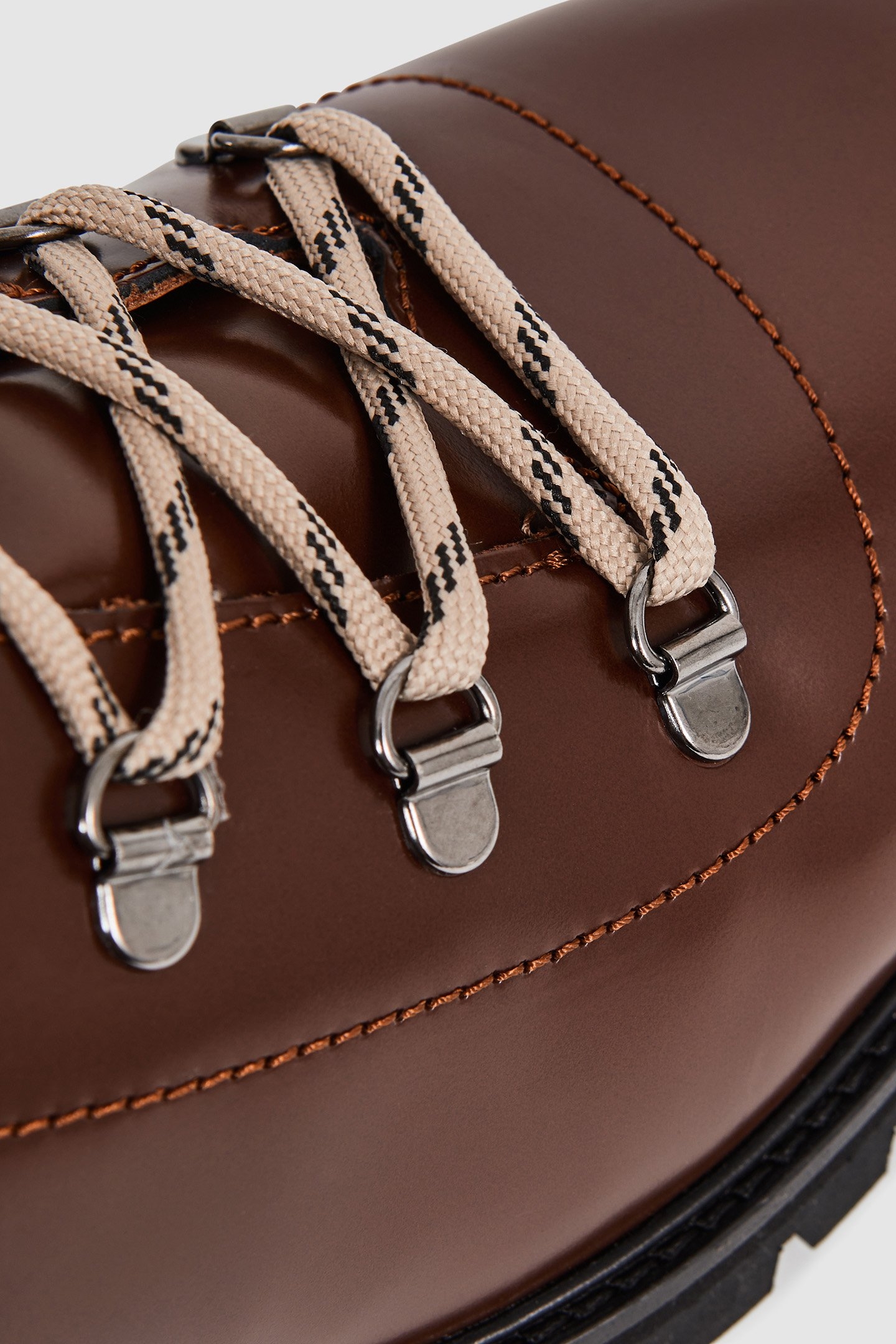 HIKING BOOT DARK TAN 6