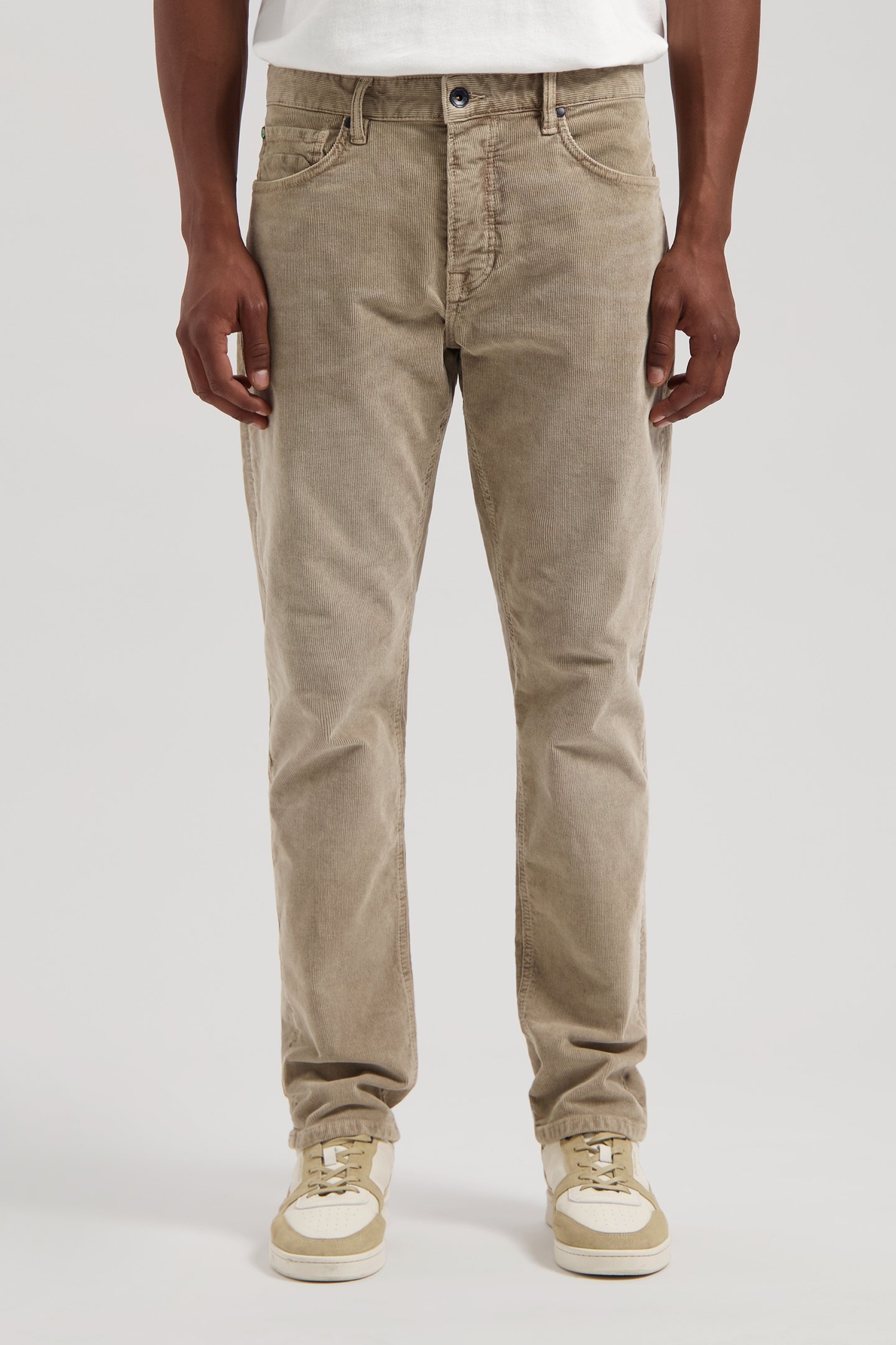 DS_GENT D FADED RIBCORD DRIFT WOOD 1