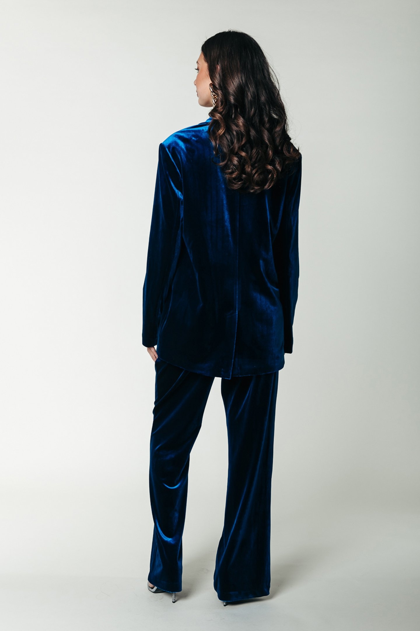 JIBY VELVET STRAIGHT PANTS VIBRANT BLUE 2