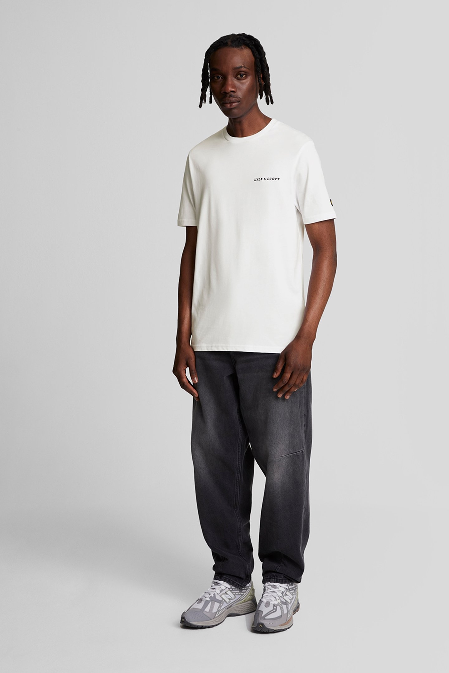 EMBROIDERED T-SHIRT WHITE/JET BLACK 3